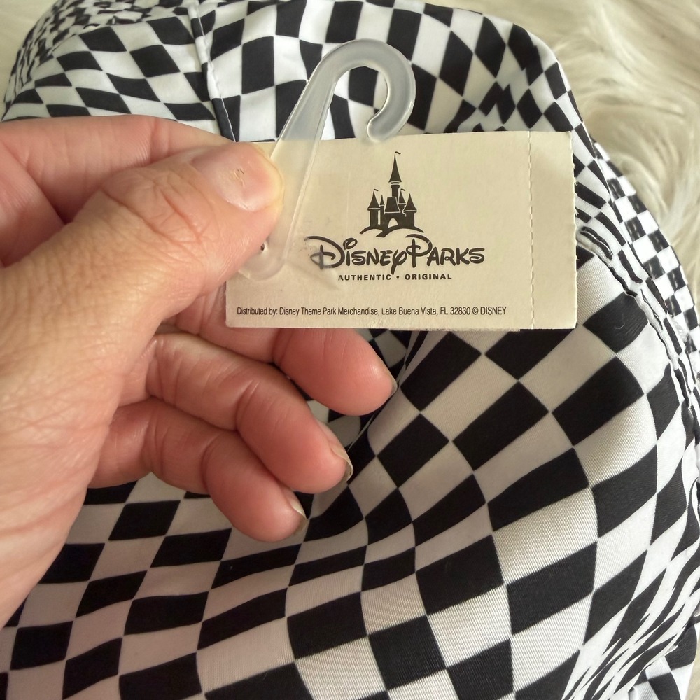 NWT - Disney Parks - Alice in Wonderland White Rabbit Checkered Bucket Hat - Picture 8 of 8